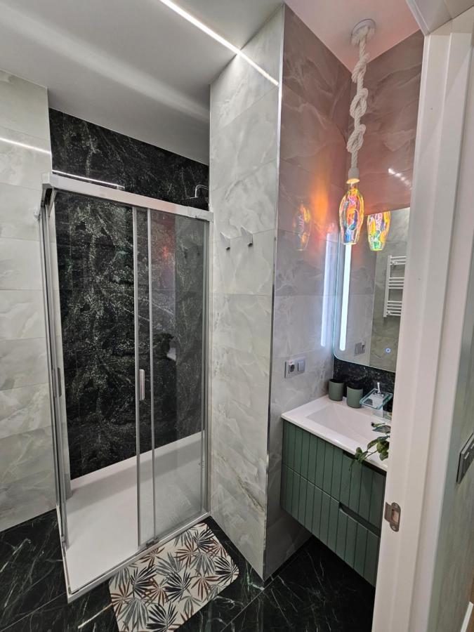Lounge Garden Sea Mint Fresh Apartment บาเลนเซีย ภายนอก รูปภาพ