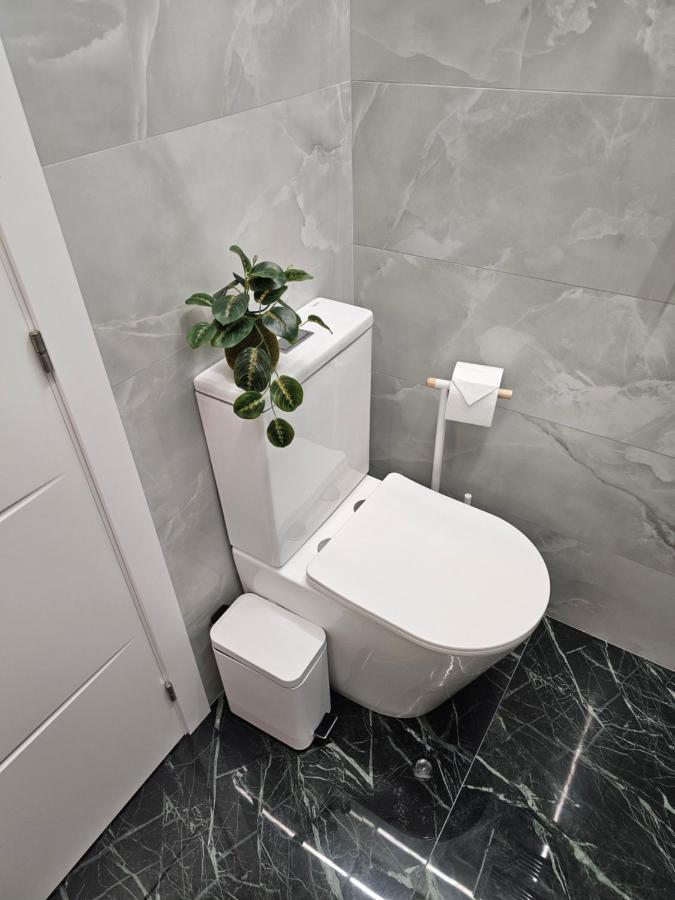 Lounge Garden Sea Mint Fresh Apartment บาเลนเซีย ภายนอก รูปภาพ